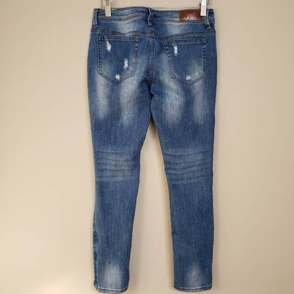 DOLLHOUSE Charley Skinny Jeans - Picture 5 of 8